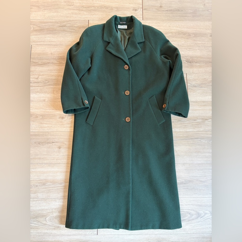 Vintage Emerald Green 100% Wool Coat Grandma Chic Women's Size 12 European Made